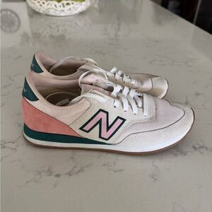 New Balance Women's White and Pink Sneakers
